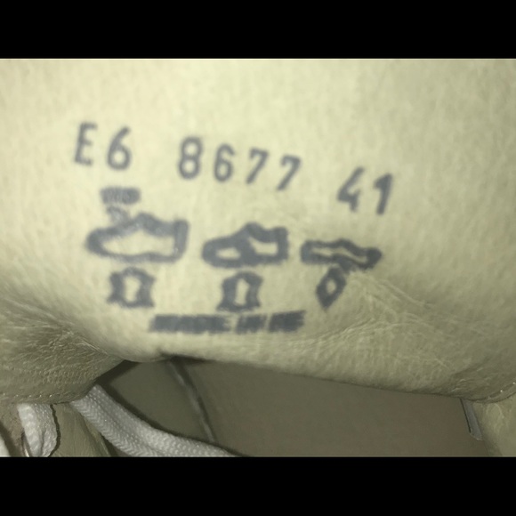 🎈Boemos Suede Sneakers - Picture 5 of 5